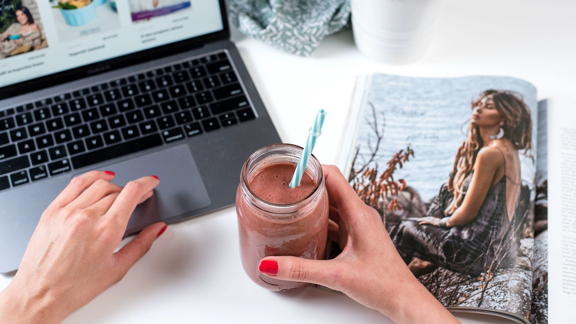 Raspberry smoothie - Tatjana Popovic | Certified Health Coach