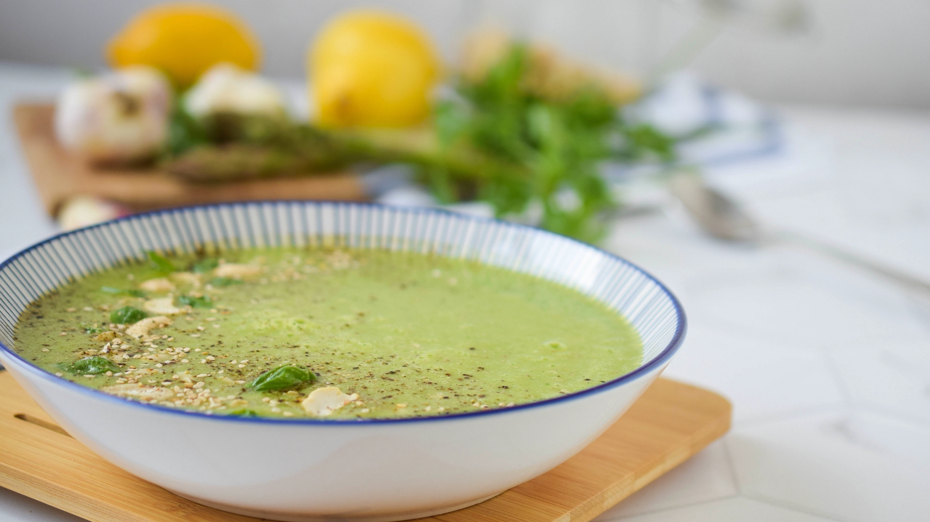 Creamy asparagus pottage